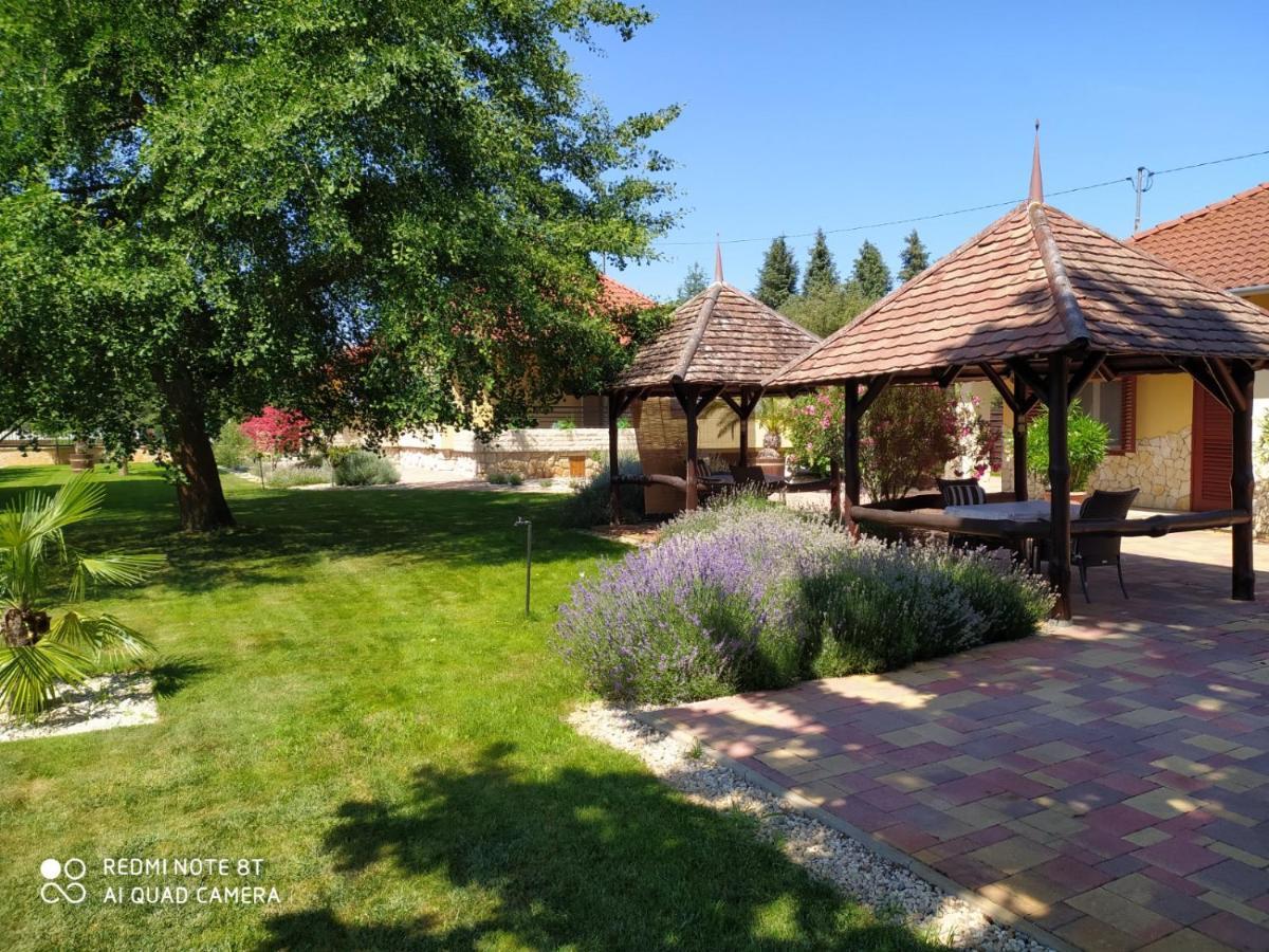 Spengler Apartman Harkan Exterior foto